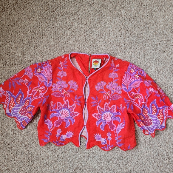 FARM Rio Red Floral Crop Top - Picture 7 of 12